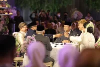 Menteri Pertahanan RI Prabowo Subianto menjadi saksi pernikahan putri Ketua MPR RI Bambang Soesatyo (Bamsoet), Debby Pramestya Putri. (Dok. Tim Media Prabowo Subainto)