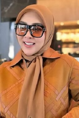 Kontroversi Penghargaan Syahrini di Cannes 2025, Benarkah Global Cultural Impact Award Kredibel dan Bermutu?