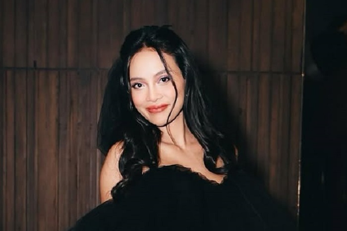 Erika Putri Carlina, lebih dikenal dengan nama panggung Erika Carlina. (Instagram.com @eri.carl)